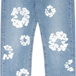 The Cotton Wreath Jean Light Wash